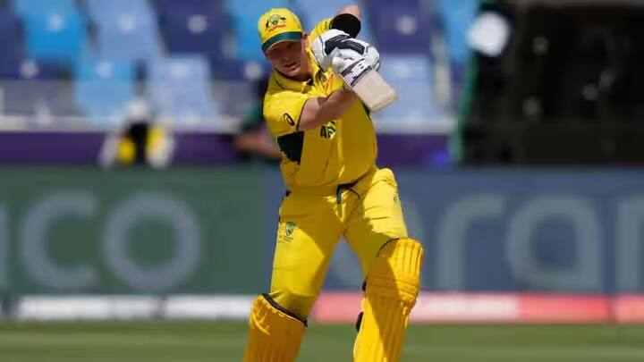 આ વર્ષે ચેમ્પિયન્સ ટ્રોફી શરૂ થાય તે પહેલાં જ સ્ટીવ સ્મિથે ODI ફોર્મેટમાંથી નિવૃત્તિ લીધી હતી. સ્મિથે 170 મેચની ODI કારકિર્દીમાં 5,800 રન બનાવ્યા હતા. સ્મિથે હજુ સુધી T20 અને ટેસ્ટ ક્રિકેટમાંથી નિવૃત્તિ લીધી નથી.