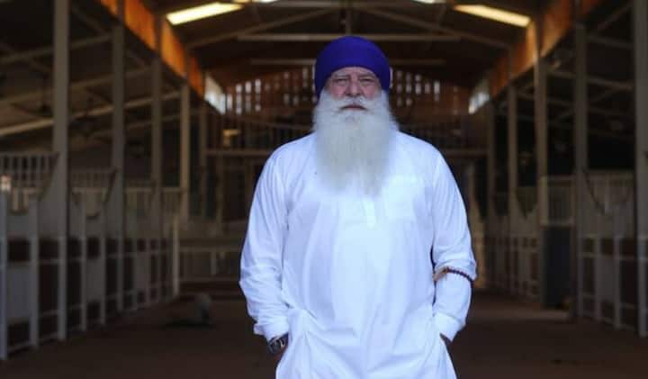 ਯੁਵਰਾਜ ਦੇ ਪਿਤਾ ਯੋਗਰਾਜ ਦਾ ਮੰਨਣਾ ਹੈ ਕਿ ਪੰਜਾਬ ਇਸ ਸਾਲ ਅਹਿਮਦਾਬਾਦ ਵਿੱਚ ਆਰਸੀਬੀ ਨੂੰ ਹਰਾ ਕੇ ਖਿਤਾਬ ਜਿੱਤ ਸਕਦਾ ਹੈ। ਯੋਗਰਾਜ ਦਾ ਮੰਨਣਾ ਹੈ ਕਿ ਵਿਰਾਟ ਕੋਹਲੀ ਦੀ ਵਿਕਟ ਪੰਜਾਬ ਲਈ ਮਹੱਤਵਪੂਰਨ ਹੋਵੇਗੀ ਅਤੇ ਇਹ ਖਿਤਾਬ ਦਾ ਫੈਸਲਾ ਕਰ ਸਕਦੀ ਹੈ।