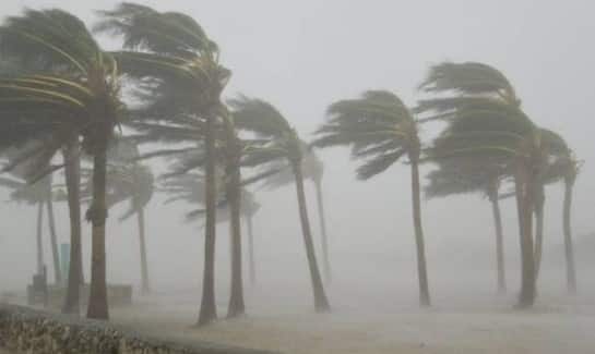 દેશમાં આગામી 24 કલાક ભારે વરસાદને લઈ હવામાન વિભાગે આપ્યું એલર્ટ, 70 કિલોમીટરની ઝડપે પવન ફૂંકાશે Heavy rain warning for 3 days weather forecast 3 and 4 june storm warning imd high alert દેશમાં આગામી 24 કલાક ભારે વરસાદને લઈ હવામાન વિભાગે આપ્યું એલર્ટ, 70 કિલોમીટરની ઝડપે પવન ફૂંકાશે