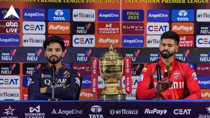 প্লে অফে ওঠা চার দলের জন্যই রয়েছে মোটা পুরস্কার অর্থ। কোয়ালিফায়ার টু খেলা মুম্বই ইন্ডিয়ান্স পাবে ৭ কোটি টাকা। এলিমিনেটর থেকে ছিটকে যাওয়া গুজরাত টাইটান্স পাবে সাড়ে ৬ কোটি টাকা।
