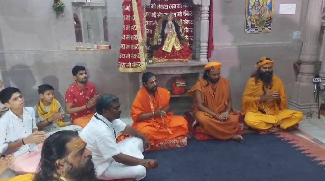 बकरीद पर होने वाले सामूहिक कुर्बानी को लेकर धर्माचार्यों और प्रबुद्धजनों की बैठक