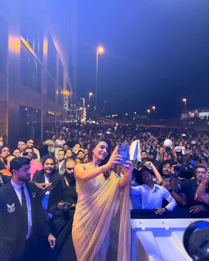 ఓ వైపు నిర్మాతగా కొనసాగుతూనే మరోవైపు హీరోయిన్ గా నటించేందుకు కథలు వినడంలో బిజీగా ఉంది