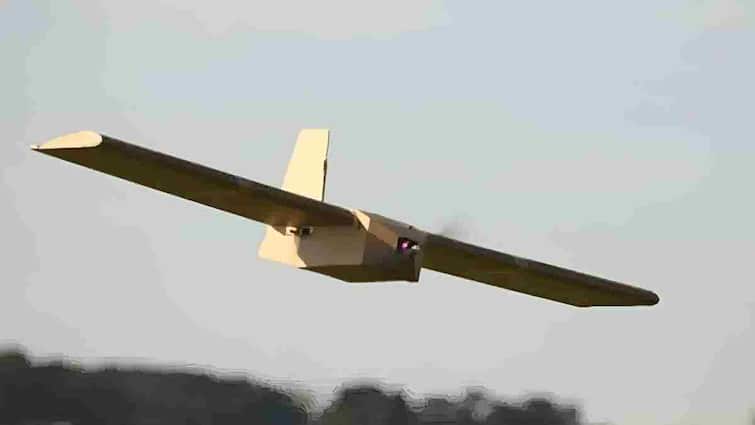 Ukraine stunned Russia with its 20-year-old technology destroyed many places with drone attacks युक्रेन ने 20 साल पुरानी तकनीक से उड़ा दिए रूस के होश, ड्रोन हमले से कई जगहों को किया तबाह