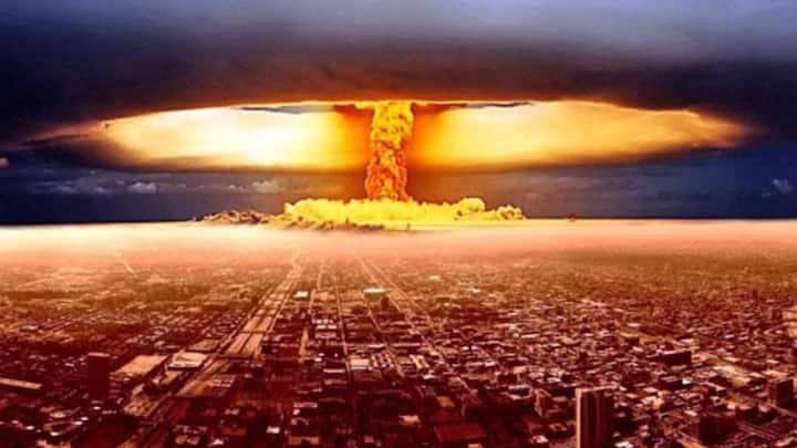 दुनिया का सबसे खतरनाक और घातक हथियार परमाणु बम नहीं हाइड्रोजन बम होता है. यह किसी भी परमाणु बम से 1000 गुना ज्यादा ताकतवर होता है.