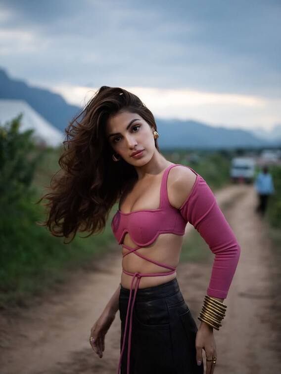 રિયા ચક્રવર્તીએ કરાવ્યું ગ્લેમરસ ફોટોશૂટ