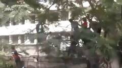 PHOTOS: चिन्नास्वामी स्टेडियम की दीवारों पर चढ़े फैंस, अचानक मच गई चीख-पुकार; RCB विक्ट्री परेड में पसर गया मातम!