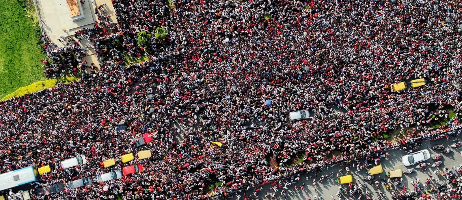 Bengaluru Stampede: காவு வாங்கிய RCB பாராட்டு விழா..காலத்திற்கும் நீங்கா கவலையில் ரசிகர்கள்!