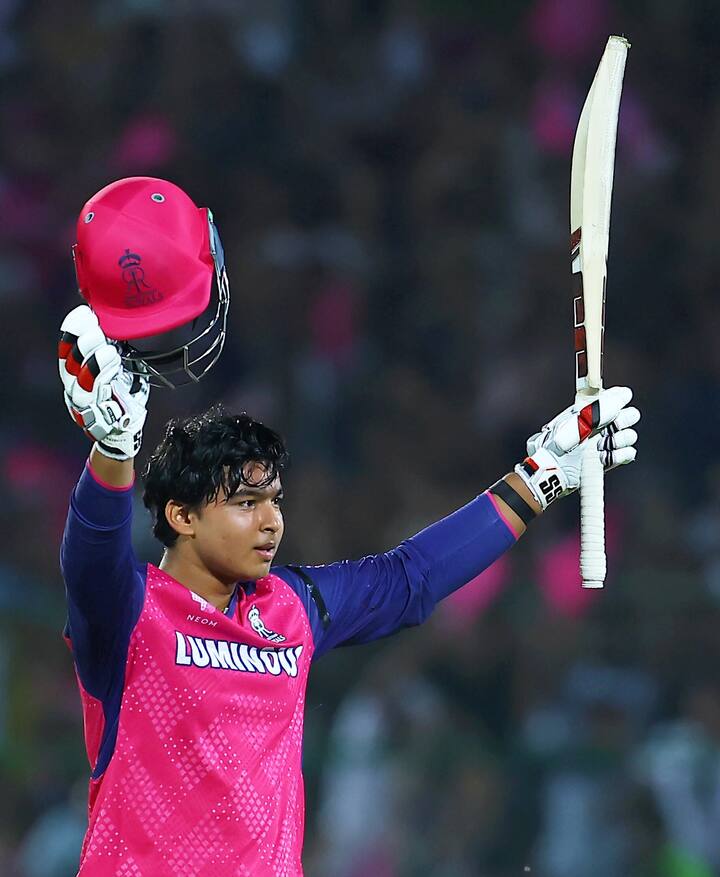 14 वर्षीय क्रिकेटपटू वैभव सूर्यवंशीने आयपीएल 2025 मध्ये राजस्थान रॉयल्सकडून खेळताना आपल्या पहिल्याच हंगामात जबरदस्त कामगिरी केली.