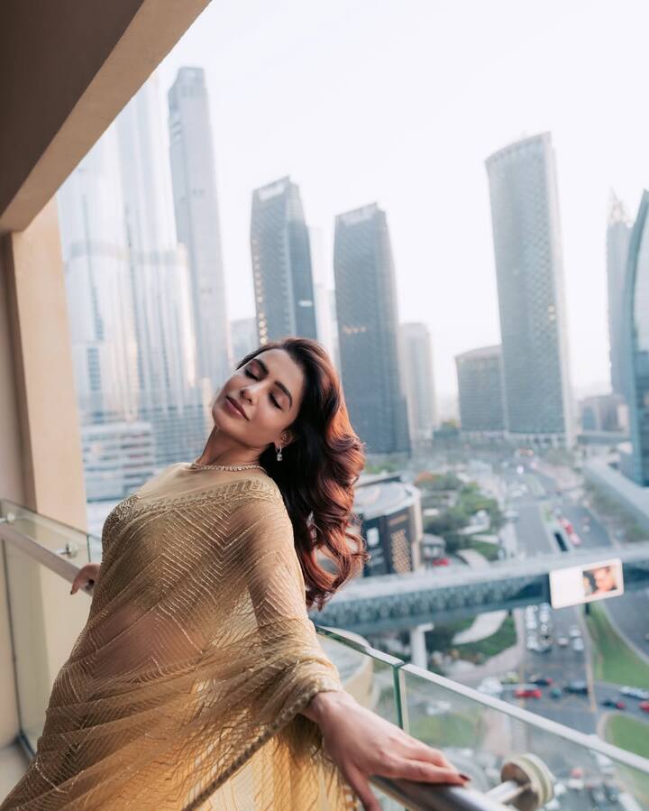 సామ్ ప్రస్తుతం 'రక్త్ బ్రహ్మాండ్: ది బ్లడీ కింగ్డమ్' అనే వెబ్ సిరీస్ లో నటిస్తోంది