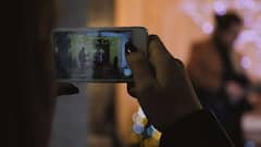 पुलिस स्टेशन के अंदर क्या वीडियो रिकॉर्ड नहीं कर सकते हैं? ये रहा सही जवाब