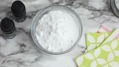 8 DIY Natural Room Fresheners For Monsoon