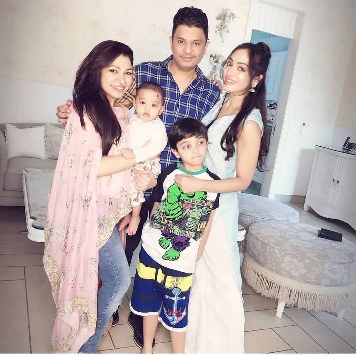 कुमार परिवार की कुल संपत्ति बाकी सेलिब्रिटीज से कही ज्यादा है. हुरून इंडिया रिच लिस्ट के रिपोर्ट 2024 के मुताबिक कुमार परिवार 1.2 बिलियन डॉलर्स का मालिक