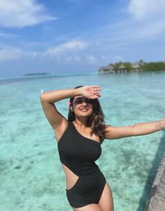 பாபநாசம் படத்தில் வந்த குட்டி பொண்ணா இது...இன்ஸ்டாகிராம்  முழுவதும் கிளாமர் புகைப்படங்கள்