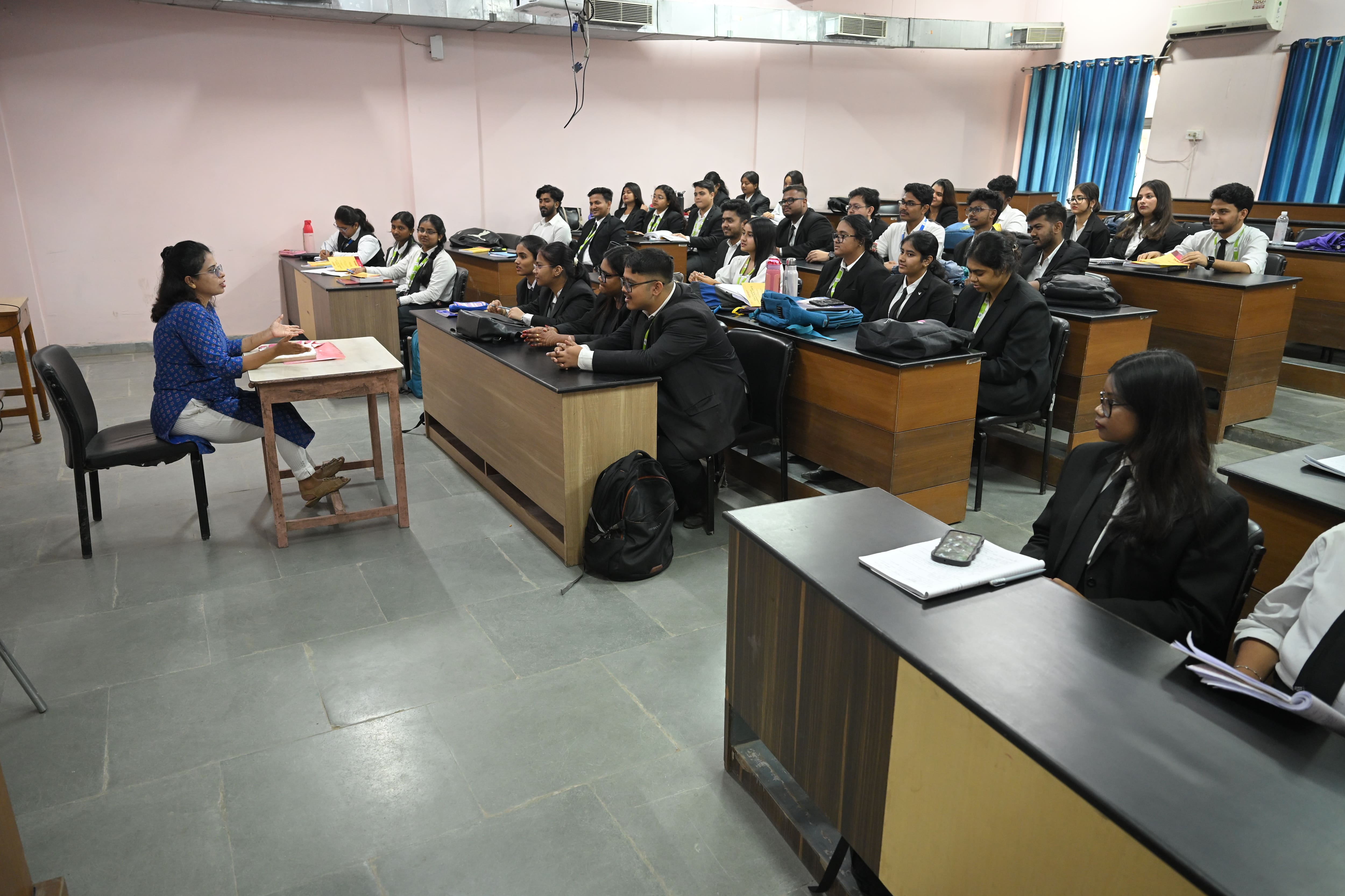 Adamas University: উচ্চশিক্ষায় এক অগ্রণী নাম, যার রয়েছে NAAC 'A' স্বীকৃতি