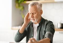 ब्रेन ट्यूमर के शुरुआती स्टेज में शरीर देने लगता है ये 6 संकेत, लक्षण दिखते ही भागें डॉक्टर के पास