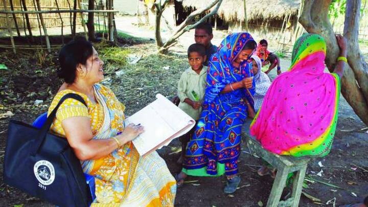 सरकार की ओर से इसके बारे में जानकारी जारी कर दी गई है. अगले साल अक्टूबर में जनगणना का पहला चरण होगा. तो वहीं मार्च 2027 में जनगणना का दूसरा चरण शुरू किया जाएगा. इसी बीच कुछ और तरह की खबरें भी देखने को मिल रही हैं.