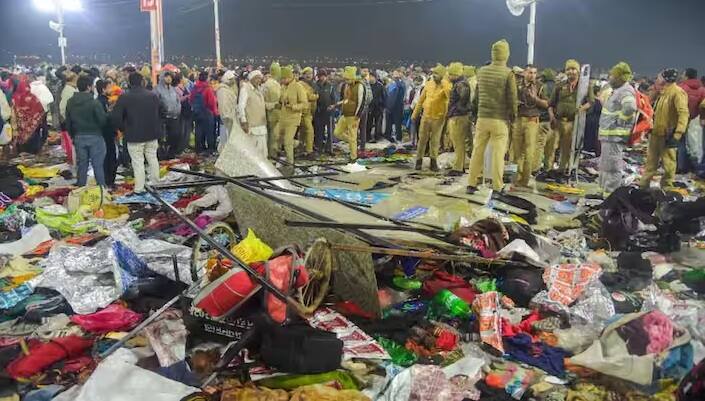 તાજેતરમાં પ્રયાગરાજમાં મહાકુંભ દરમિયાન ભાગદોડ થઈ હતી. આ ભાગદોડ સંગમ નોઝ વિસ્તારમાં થઈ હતી. 28 જાન્યુઆરીની રાત્રે લગભગ 1:30 વાગ્યે, ભાગદોડ શરૂ થઈ અને લગભગ 30 લોકો મૃત્યુ પામ્યા હતા. 60થી વધુ લોકો ઘાયલ થયા હતા.