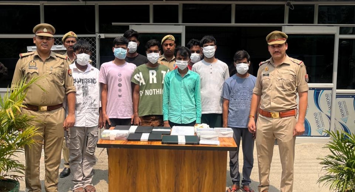 नोएडा पुलिस ने ऑनलाइन सट्टेबाजी के रैकेट का किया भंडाफोड़, मास्टरमाइंड समेत 8 आरोपी गिरफ्तार