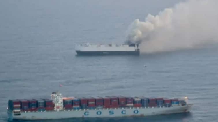 Ship Carrying 3,000 Cars Catches Fire Off Alaska, Video Shows Smoke Rising From Deck Loaded Wit