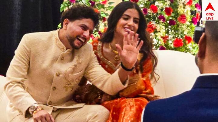 বংশিকা কানপুরের বাসিন্দা। তাঁর বাবা এলআইসি কর্মী। আপাতত বাগদান সেরে নিলেও ইংল্যান্ড সিরিজ থেকে ফেরার পর বিয়ে সারবেন কুলদীপ।