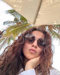 Shraddha Arya Twins: जुड़वा बच्चों को लेकर आउटिंग पर निकलीं श्रद्धा आर्या, बीच किनारे न्यू मॉमी ने ढाया कहर