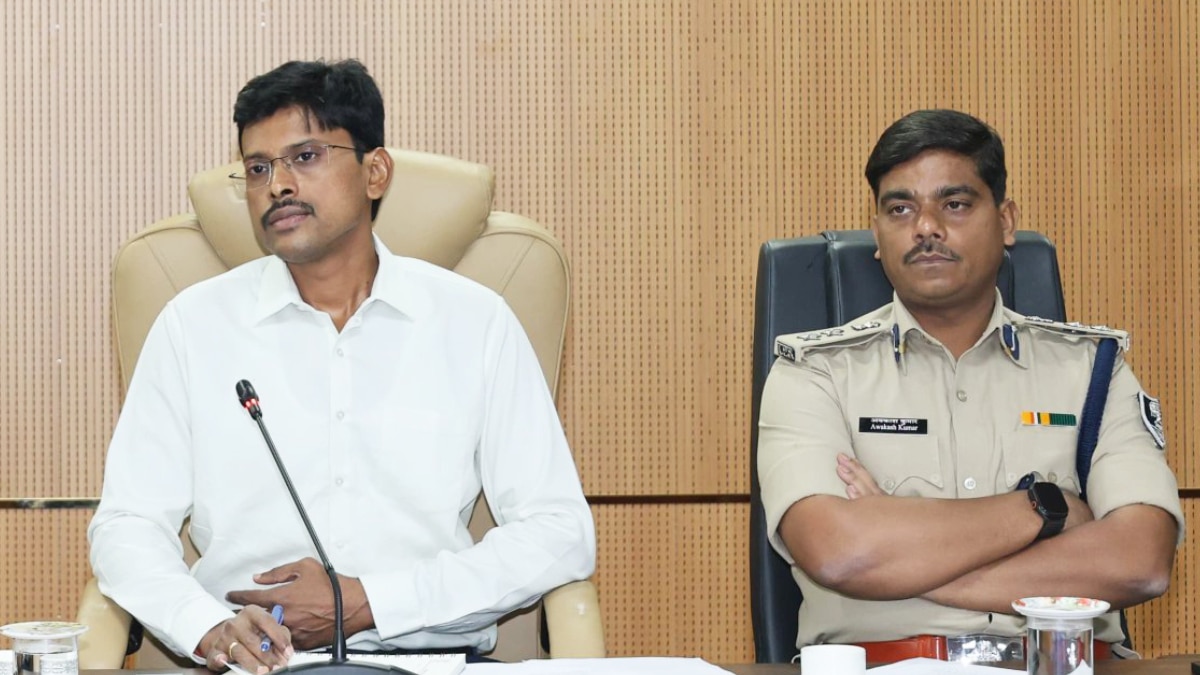 Bakrid 2025: बकरीद को लेकर पटना जिला प्रशासन अलर्ट, आज शाम से गांधी मैदान में प्रेवश बंद, हेल्पलाइन नंबर जारी