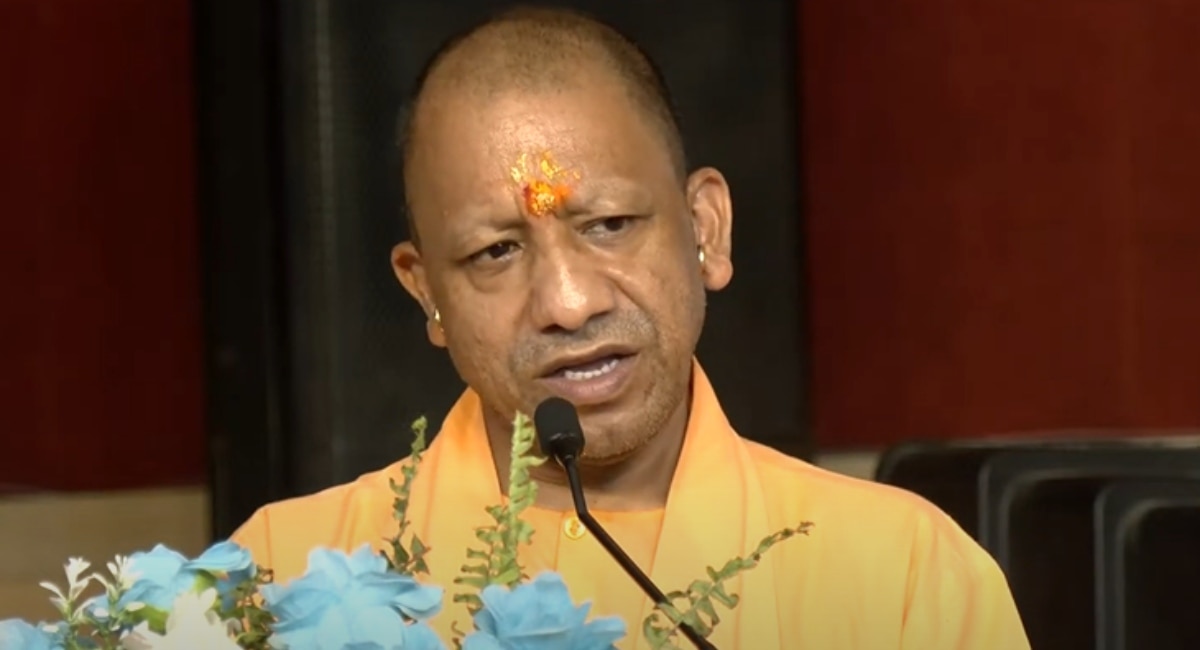 अयोध्या में सीएम योगी बोले- ‘पहले रामभक्तों पर चलती थीं गोलियां, आज पुष्पवर्षा हो रही’