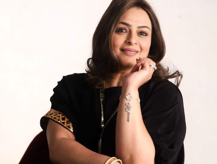 इस फिल्म में उन्हें रेखा, अनुपम खेर और मिथुन जैसे सितारों के साथ काम मिला.उन्होंने इसे भगवान का दिया हुआ मौका बताया.