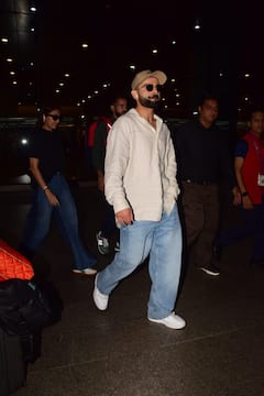 Virat & Anushka Serve Travel Chic Goals After RCB's Historic IPL Win; See PICS