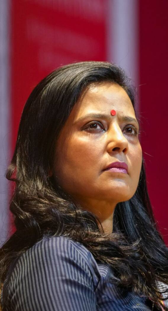 पिनाकी मिश्रा से पहले कितनी शादी कर चुकी हैं महुआ मोइत्रा?