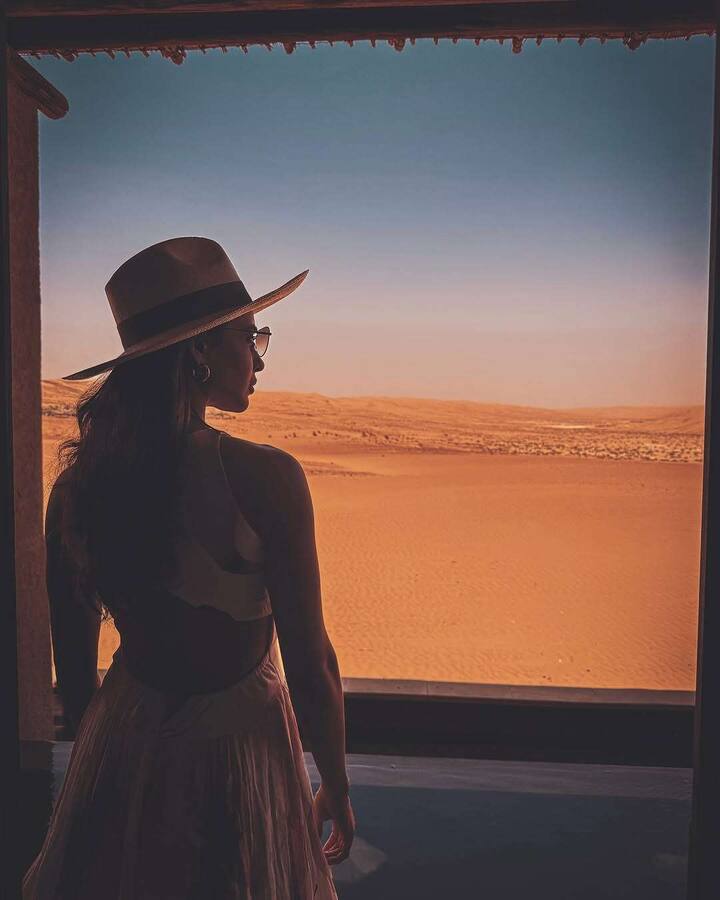 ప్రకృతి అందాలు ఆస్వాదిస్తూ సమంత ఫుల్ జోష్‌లో ఉన్నారు. శబ్దం లేదు.. హడావుడి లేదు.. ఉండడానికి ప్లేస్ మాత్రమే అంటూ సామ్ క్యాప్షన్ ఇచ్చారు.