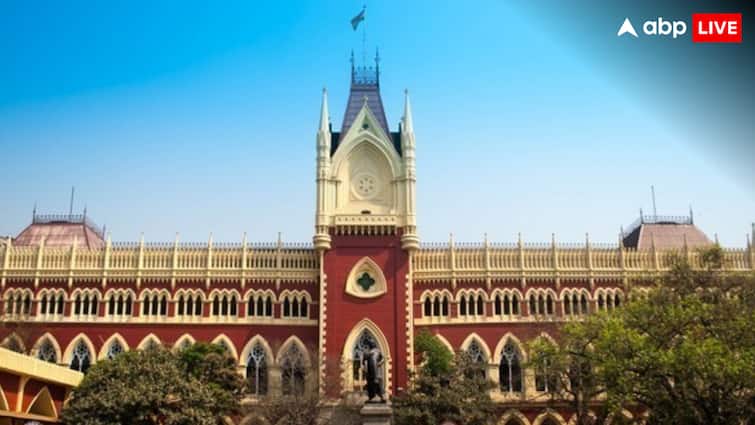 calcutta high court granted bail to social media influencer sharmishta panoli on 10000 rupess bail bond इंफ्लुएंसर शर्मिष्ठा पनोली जेल से रिहा, जमानत के लिए भरना पड़ा 10,000 रुपये का बेल बॉन्ड