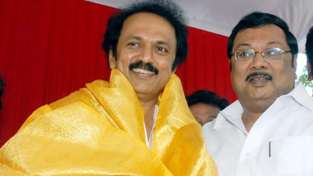 MK Stalin: ’’தம்பி எனக்காக இதை செய் !’’  அண்ணன் ஸ்டாலினிடம் கேட்ட அழகிரி..  மூர்த்தியை கலங்க வைத்த அந்த கோரிக்கை