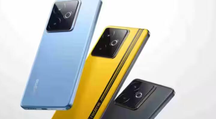 ਈ-ਕਾਮਰਸ ਸਾਈਟ ਐਮਾਜ਼ਾਨ 'ਤੇ Realme GT 7T 'ਤੇ ਵੀ ਭਾਰੀ ਛੋਟ ਦਿੱਤੀ ਜਾ ਰਹੀ ਹੈ। ਇਸ ਫੋਨ ਦੀ ਅਸਲ ਕੀਮਤ 39,999 ਰੁਪਏ ਹੈ ਪਰ ਛੋਟ ਤੋਂ ਬਾਅਦ ਤੁਸੀਂ ਇਸ ਫੋਨ ਨੂੰ ਸਿਰਫ਼ 34,998 ਰੁਪਏ ਵਿੱਚ ਖਰੀਦ ਸਕਦੇ ਹੋ। ਇਸ ਦੇ ਨਾਲ, ਤੁਹਾਨੂੰ ਬੈਂਕ ਆਫਰ ਅਤੇ ਐਕਸਚੇਂਜ ਬੋਨਸ ਵੀ ਮਿਲੇਗਾ, ਜਿਸ ਨਾਲ ਫੋਨ ਦੀ ਕੀਮਤ ਹੋਰ ਵੀ ਘੱਟ ਸਕਦੀ ਹੈ।