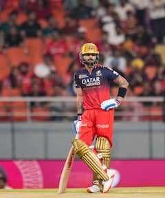 विराट कोहली की 7 सबसे पसंदीदा किताब, इनमें छुपा है जीवन जीने का तरीका, सबको पढ़ने की देते हैं सलाह