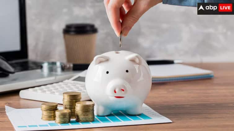 Reduction in repo rate can have a big impact on FD returns know the details रेपो रेट में कटौती से FD कराने वालों को हो सकता है नुकसान, EMI कम होने से लोन लेने वाले हो रहे खुश