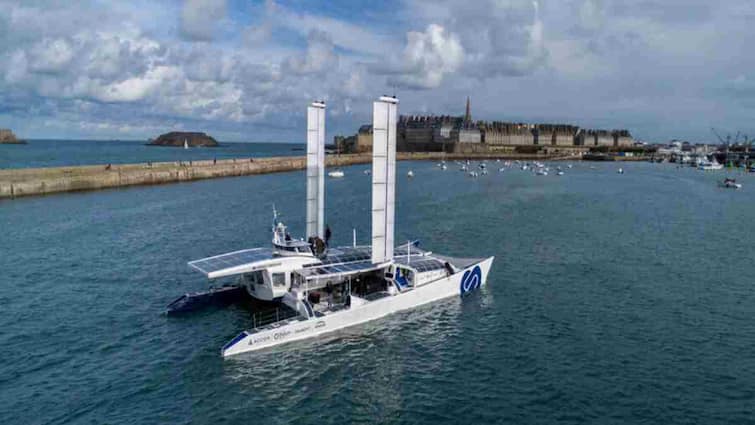 Now the sea will become a petrol pump Hydrogen fuel will be extracted from water with new technology अब समुद्र बनेगा पेट्रोल पंप! नई तकनीक से पानी से निकलेगा हाइड्रोजन फ्यूल