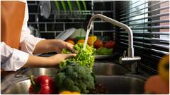 ప్రపంచ ఆహార భద్రతా దినోత్సవం.. కిచెన్​లో ఈ జాగ్రత్తలు తీసుకోకుంటే ఆరోగ్య సమస్యలు తప్పవు