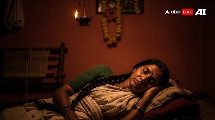 घर के अंदर कभी भी बिल्कुल अंधेरे कमरे में सोना नहीं चाहिए. ऐसा करने से बुरे सपने आते हैं.