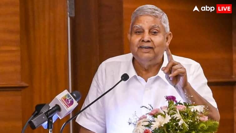 vice president jagdeep dhankhar applaud farmers asks Modi Govt to raise kisan samman nidhi yojana ann उपराष्ट्रपति जगदीप धनखड़ ने किसान सम्मान निधि को लेकर मोदी सरकार से कर दी ये बड़ी मांग