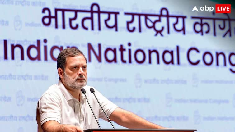 राहुल गांधी बोले- 'टालमटोल से नहीं बचेगी साख', ECI के सूत्र बोले- 'सीधे पत्र लिखने से क्यों कतरा रहे'