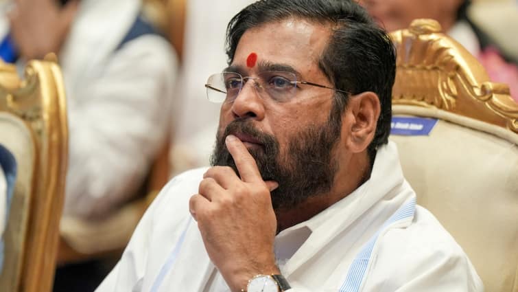 Eknath Shinde’s Flight Delayed After Pilot Refuses To Take Off Citing Duty Hours