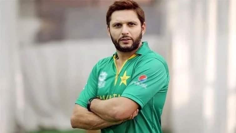 fact check shahid afridi death viral video former pakistan cricket captain shahid afridi buried in karachi पाकिस्तान के पूर्व कप्तान शाहिद अफरीदी का निधन, कराची में दफनाया गया; सामने आया 'खतरनाक' वीडियो