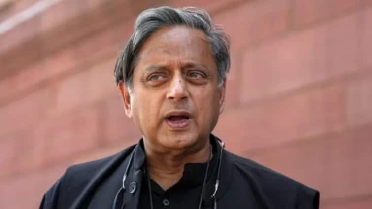 operation Sindoor Congress MP Shashi Tharoor india delegation points at China factor in Pakistan conflict shehbaz sharif asim munir pahalgam terror attack शशि थरूर ने पाकिस्तान के साथ-साथ ड्रैगन को भी किया एक्सपोज, कहा- '81% हथियार तो सिर्फ चीन...'