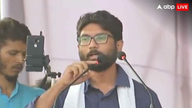 gujarat congress leader jignesh mewani blames bjp government over atrocities on dalits and weaker section ann गुजरात में दलितों और कमजोर वर्गों पर बढ़ रहा अत्याचार, कांग्रेस ने भाजपा सरकार पर लगाया आरोप
