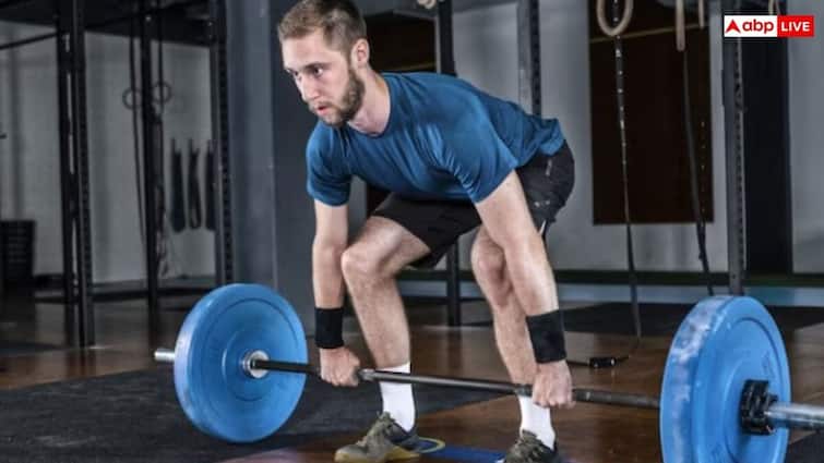 deadlift dangerous in gym it can damage your spine जिम में कैसे खतरनाक हो सकता है डेडलिफ्ट? रीढ़ की हड्डी को पहुंच सकता है नुकसान