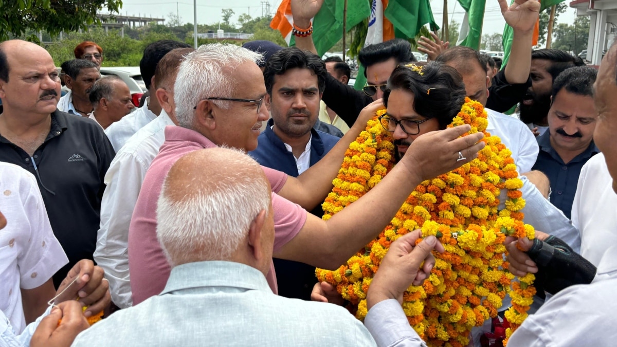 हिमाचल पहुंचे BJP सांसद अनुराग ठाकुर का निशाना, ‘पाकिस्तान पिछले 30 सालों से…’