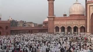 WATCH : Thousands Gather At Jama Masjid To Celebrate Eid al-Adha With Devotion And Unity