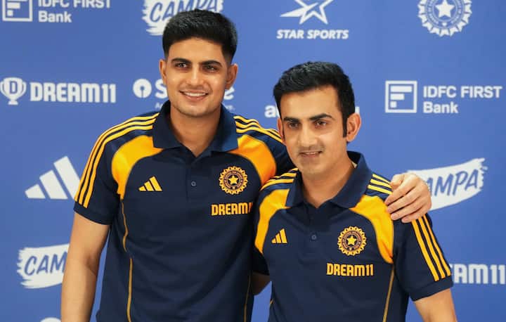 BCCI ने युवाओं और अनुभव के एक मजबूत मिश्रण की घोषणा की है। जबकि गिल टीम का नेतृत्व करते हैं, ऋषभ पंत उप-कप्तान और विकेटकीपर के रूप में लौटते हैं। बॉलिंग डिपार्टमेंट में जसप्रित बुमराह और मोहम्मद सिरज जैसे नाम सिद्ध हैं, जबकि यशसवी जायसवाल, साई सुधरों, और नीतीश कुमार रेड्डी ने बल्लेबाजी इकाई में युवा ऊर्जा जोड़ दी है।