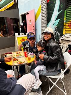 फैमिली संग न्यूयॉर्क में वेकेशन मना रही हैं प्रियंका चोपड़ा, बेटी मालती का दिखा क्यूट अवतार